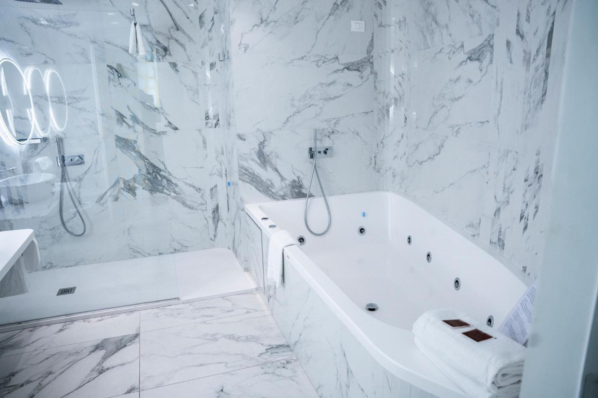 Soul Art Hotel Неаполь Экстерьер фото